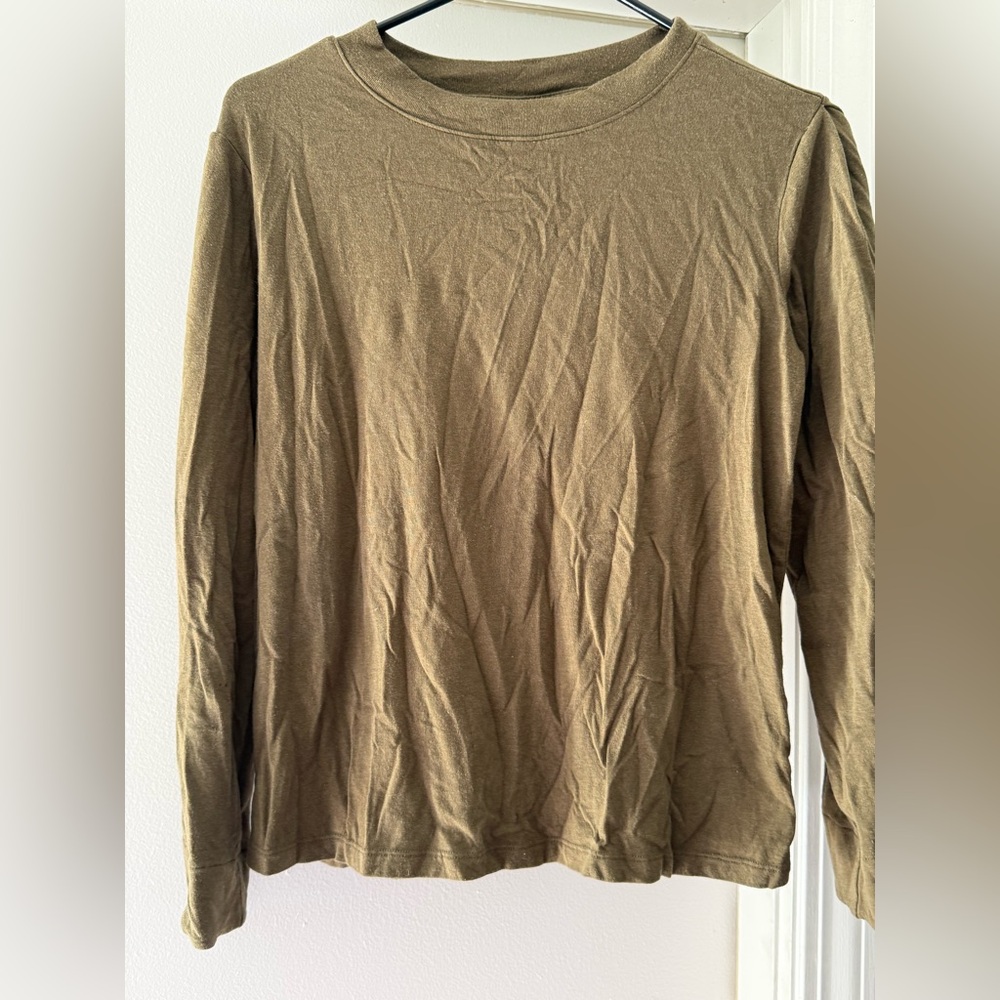 Banana Republic Olive Long Sleeve Tee